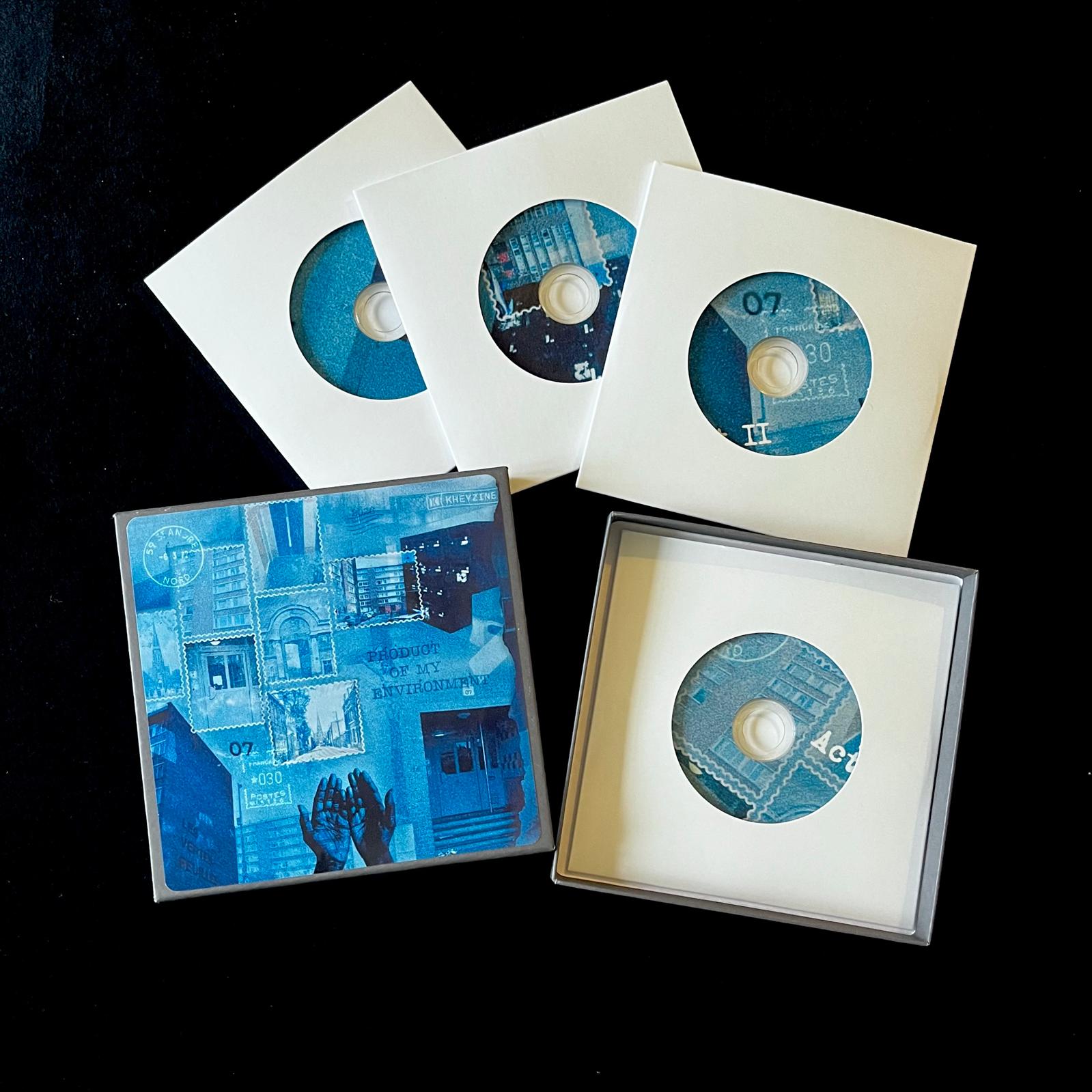 Staggered stack of sleeves with die-cut windows